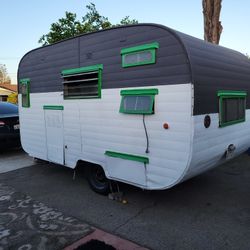 1992 Santa FE TIN CAN TRAILER 
