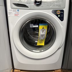 New! Electrolux 4.4 Cu Ft Front Load Washerr