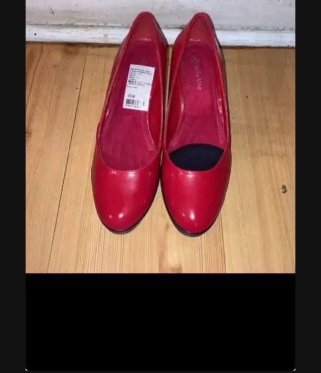 Women Dress Shoes Size 7.5