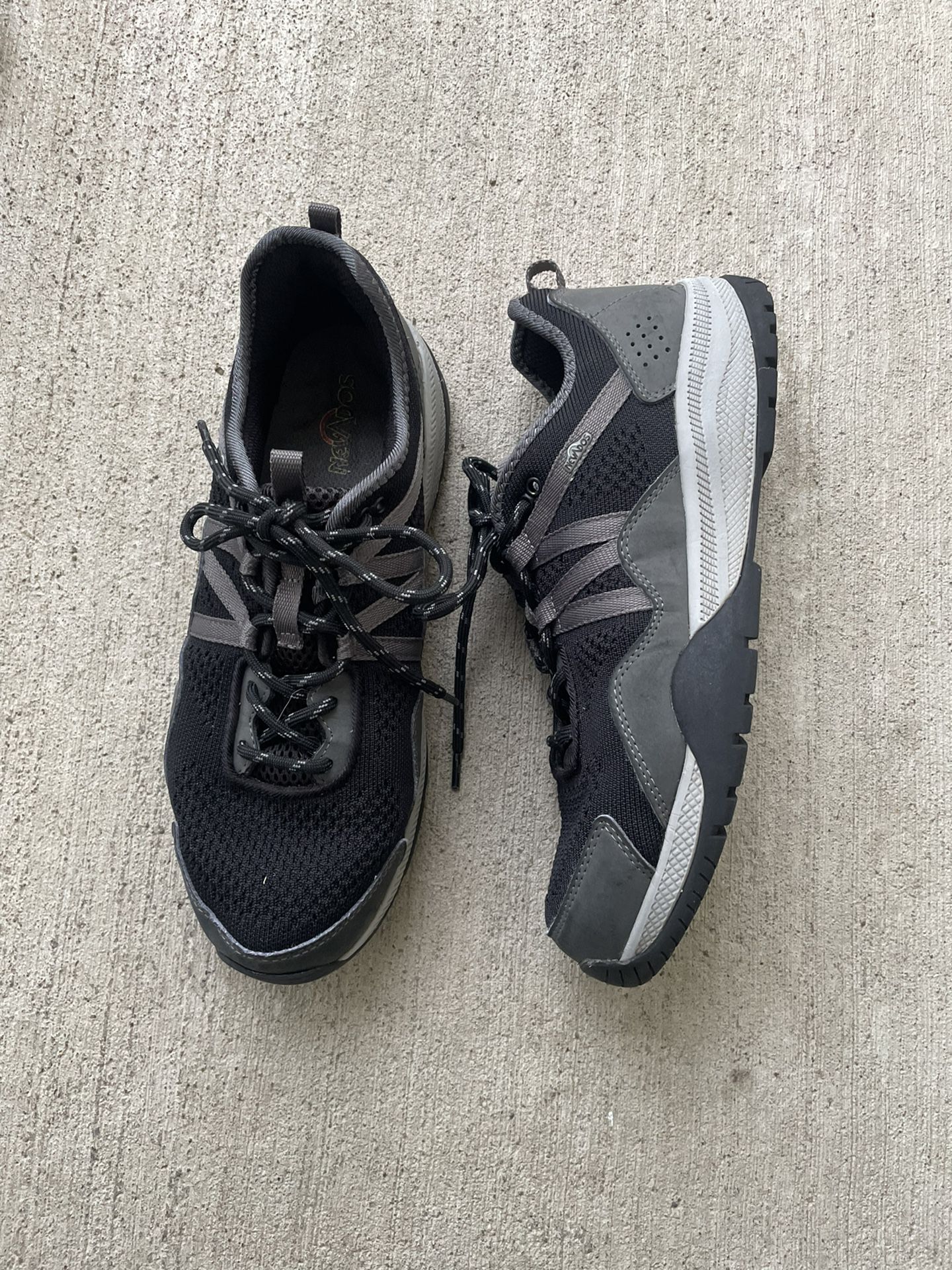 Nevados Men's Brandon Sneakers Hiking Trail Shoes Hiking Boot Black/Grey size 9M