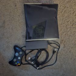 Xbox 360 Slim
