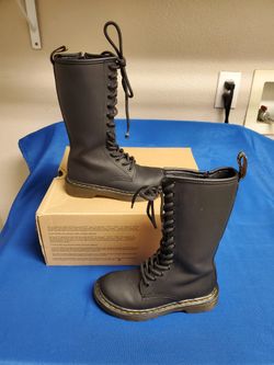 Dr Martens 1914 Leather Tall Boots Junior Size 12