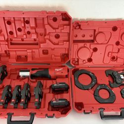 Brand New Milwaukee ForceLogic Press Tool 2922-20 Kit 1/2”-4” Jaws & Batteries
