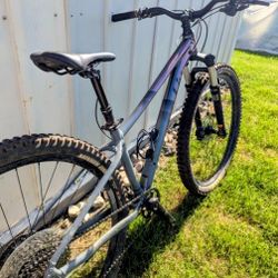 Women's Mountain Bike Liv Tempt 2- Small
