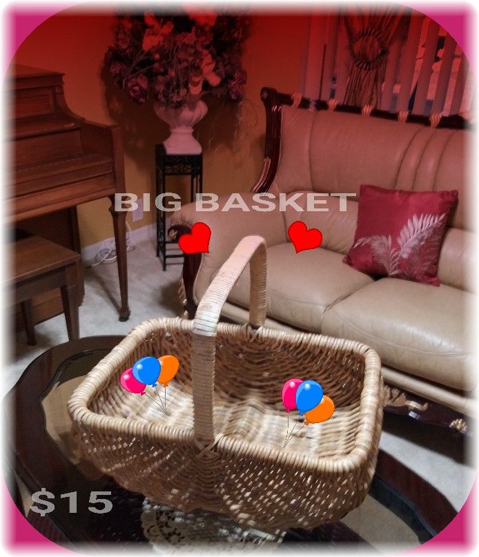 BIG BASKET FOR GIFT BOX, FOR FLOWER DECORATION OR STORING TOWELS AND MORE