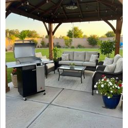 BRAND NEW ELECTRIC BBQ GRILL