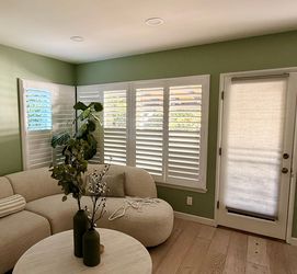 Plantation Shutters (FREE ESTIMATES & SAME DAY PRICING)- Custom, Wood, Interior Window Treatments, Coverings. Persianas de Madera. Se Habla Espanol.