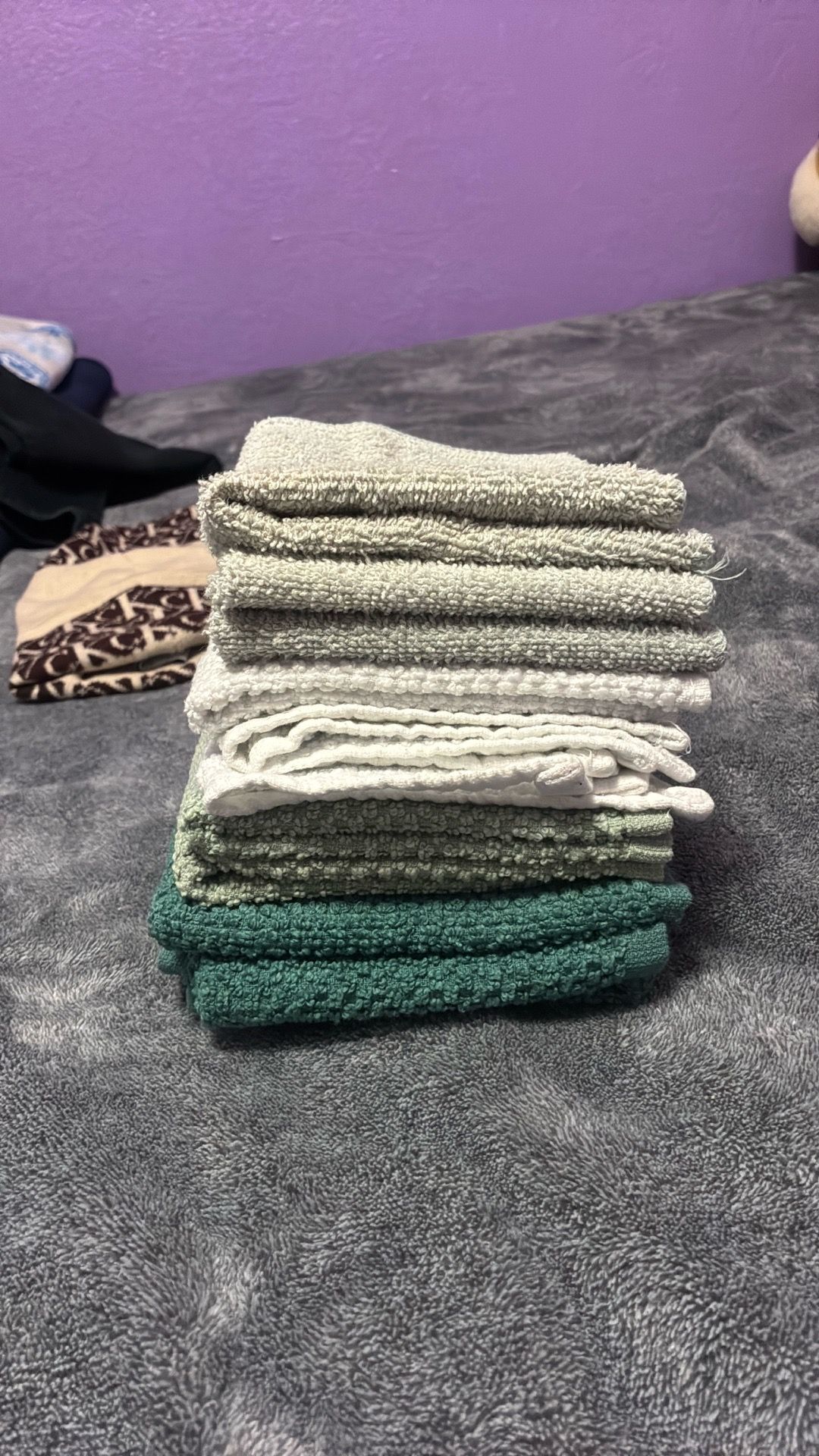 Hand towels