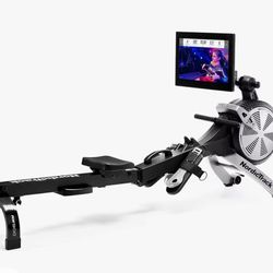 NordicTrack RW 900 exercise machine
