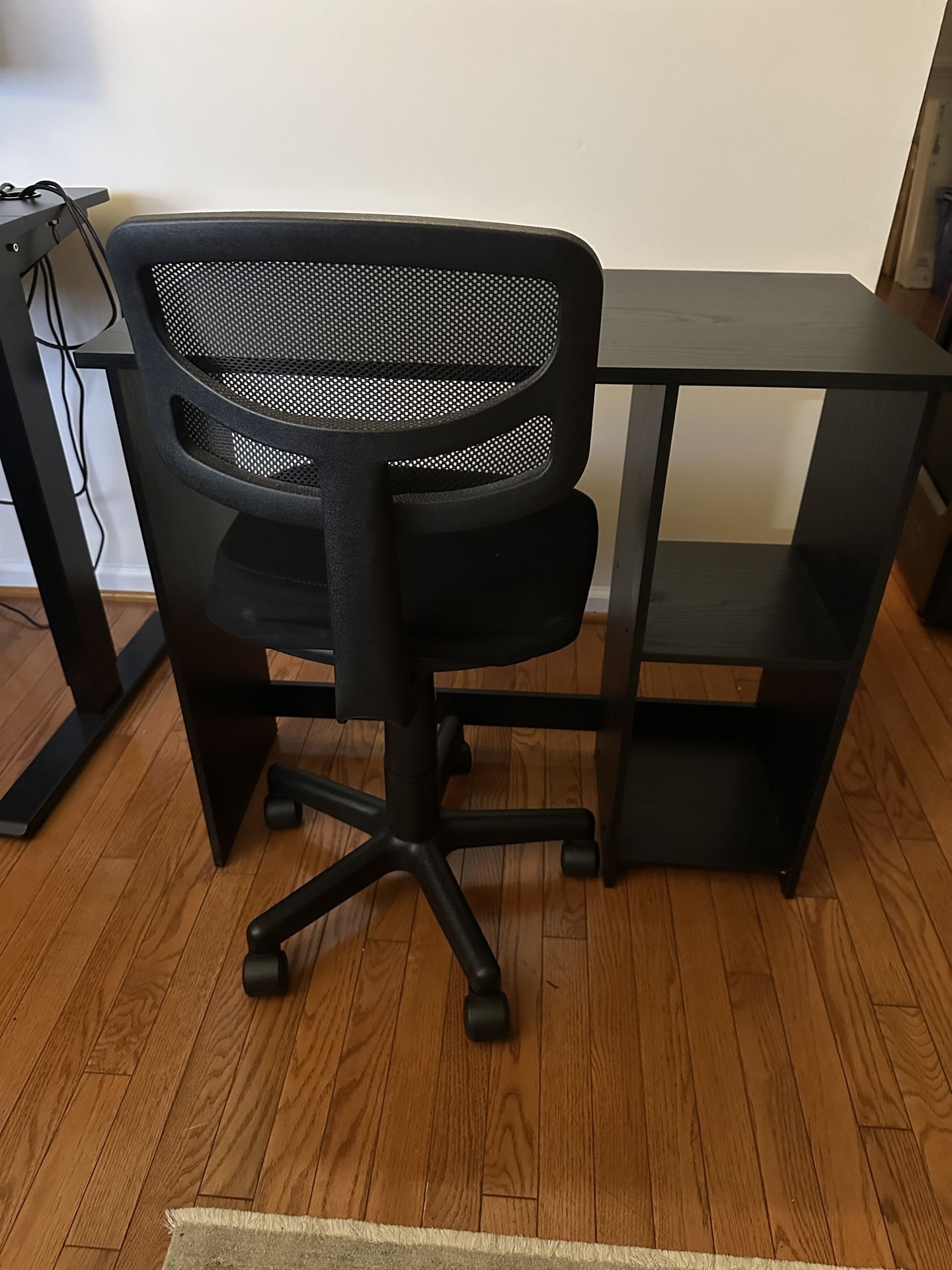 Small Desk and Chair