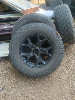 Jeep rim and tire