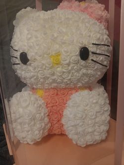 Large Hello Kitty foam flower arrangement