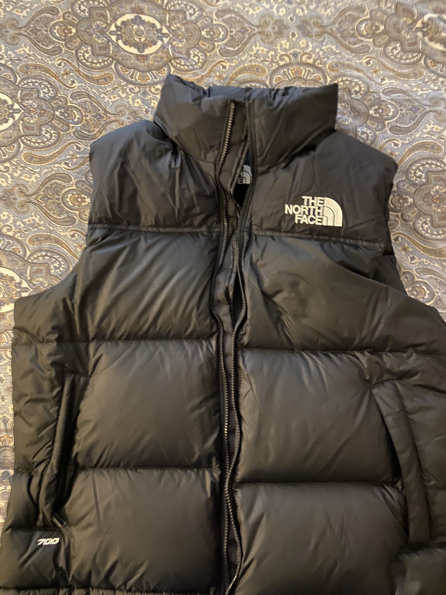 Men’s The North Face Puffer Vest Size Large/ Black 