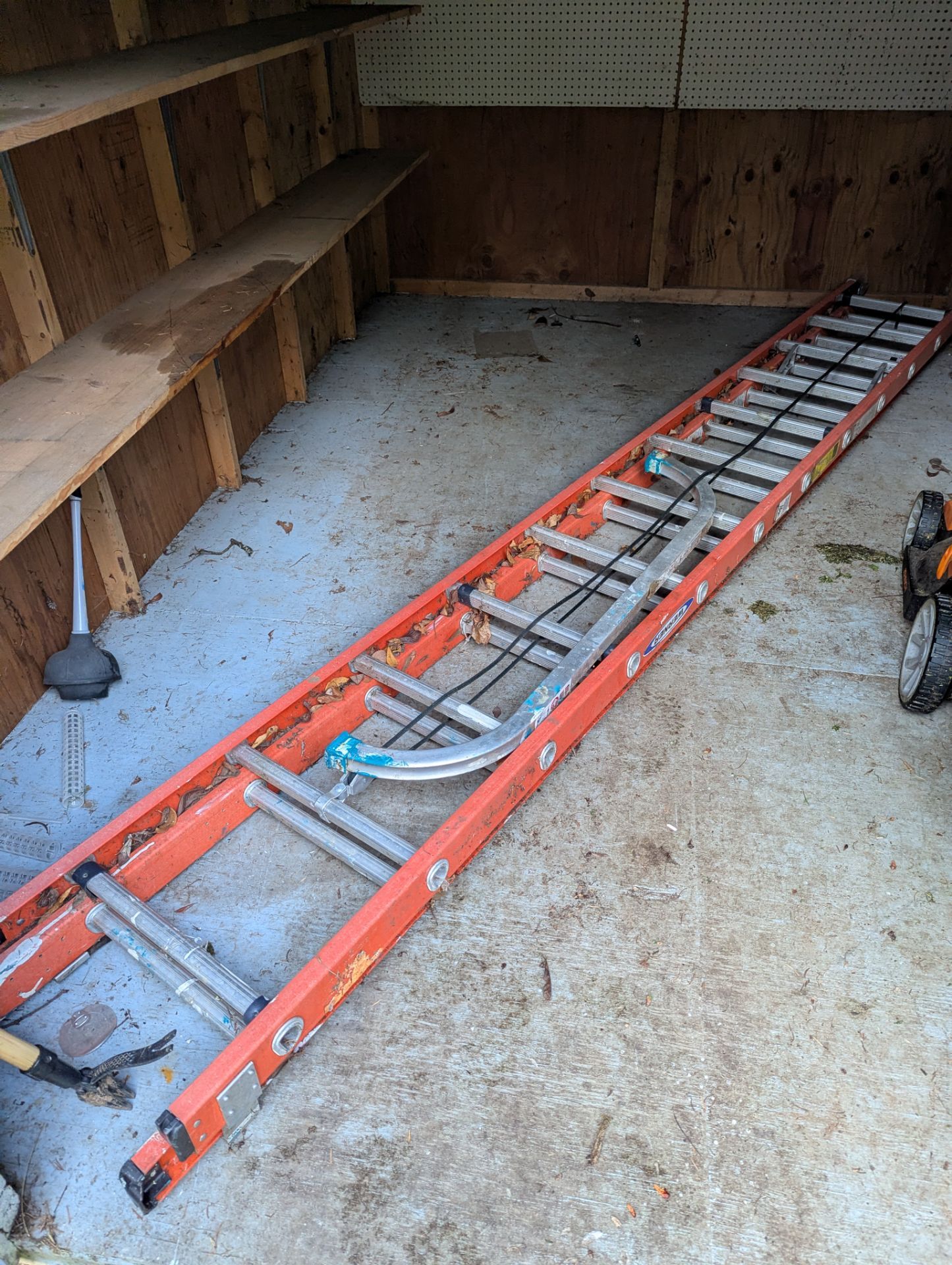 Werner 24 ft fiberglass ladder