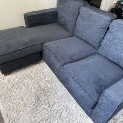 Great Couch With Chaise
