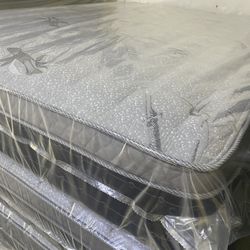 ✨Mattress pillow top✨ 💎All sizes 💎12” inches tall 🔵Queen $200 🟣Full $180 🟠Twin $150 🟡King$330 🔴Cal king $330 🔘 Delivery available🚛
