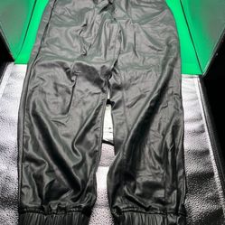 Blank NYC Black Widow Faux Leather Joggers Size Medium 