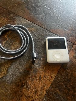 Apple iPod Nano 3rd Generation 4GB works only while charged (battery no good)