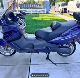 2005  650  Suzuki burgman
