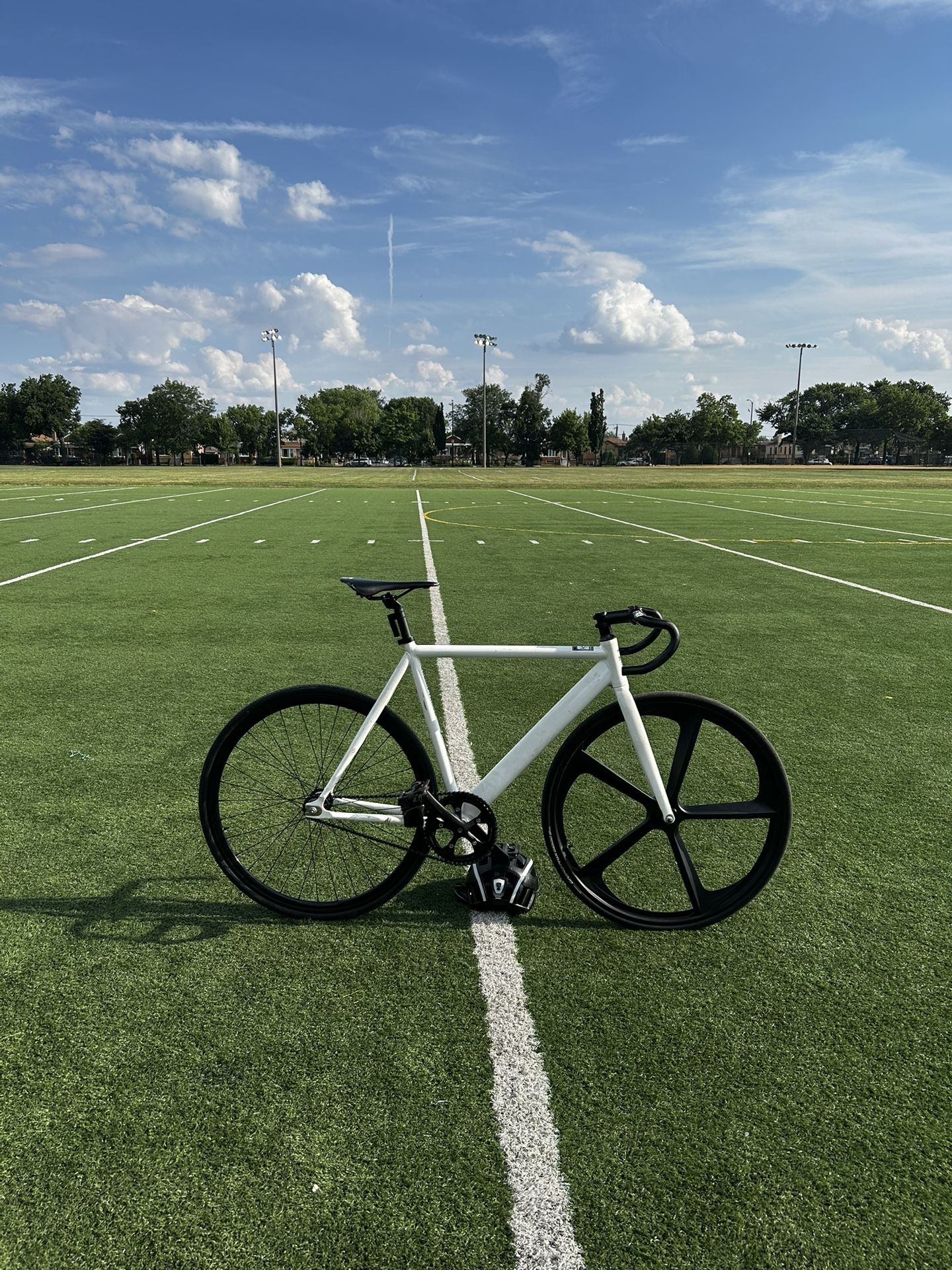 White 6ku Urban Track Bike