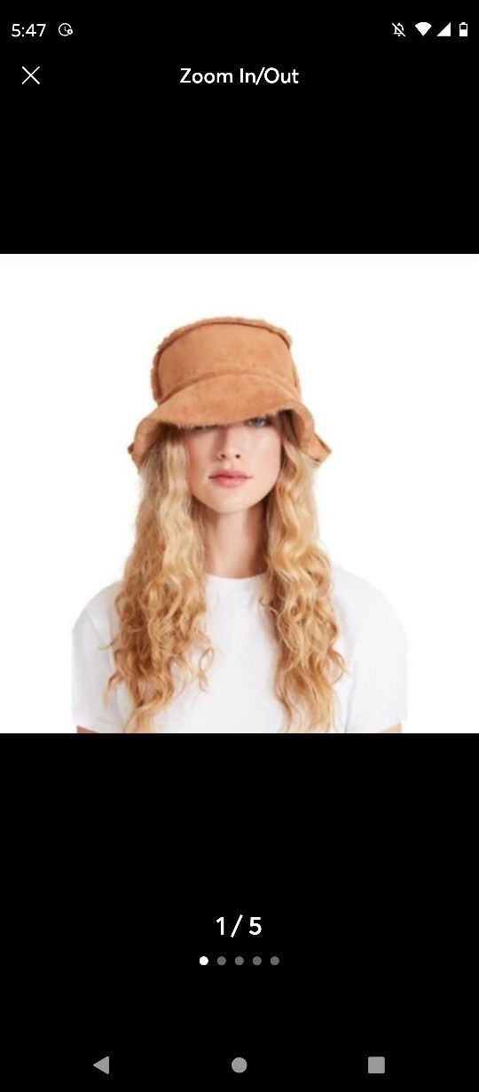 Steve Madden Reversible Faux Fur Suede Bucket
BRAND NEW WITH TAGS