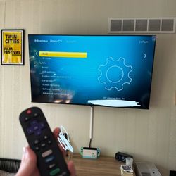 65” Hisense Roku TV