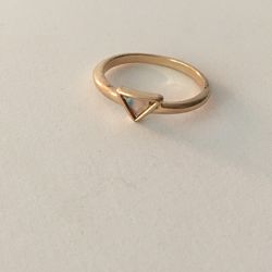Triangle Ring , Size 7
