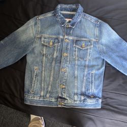 TOMMY HILFIGER JEAN JACKET SZ M $35