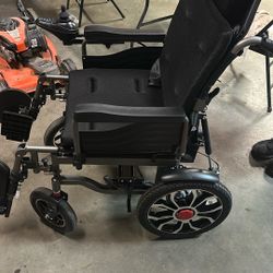 High Backrest Power Wheelchair 