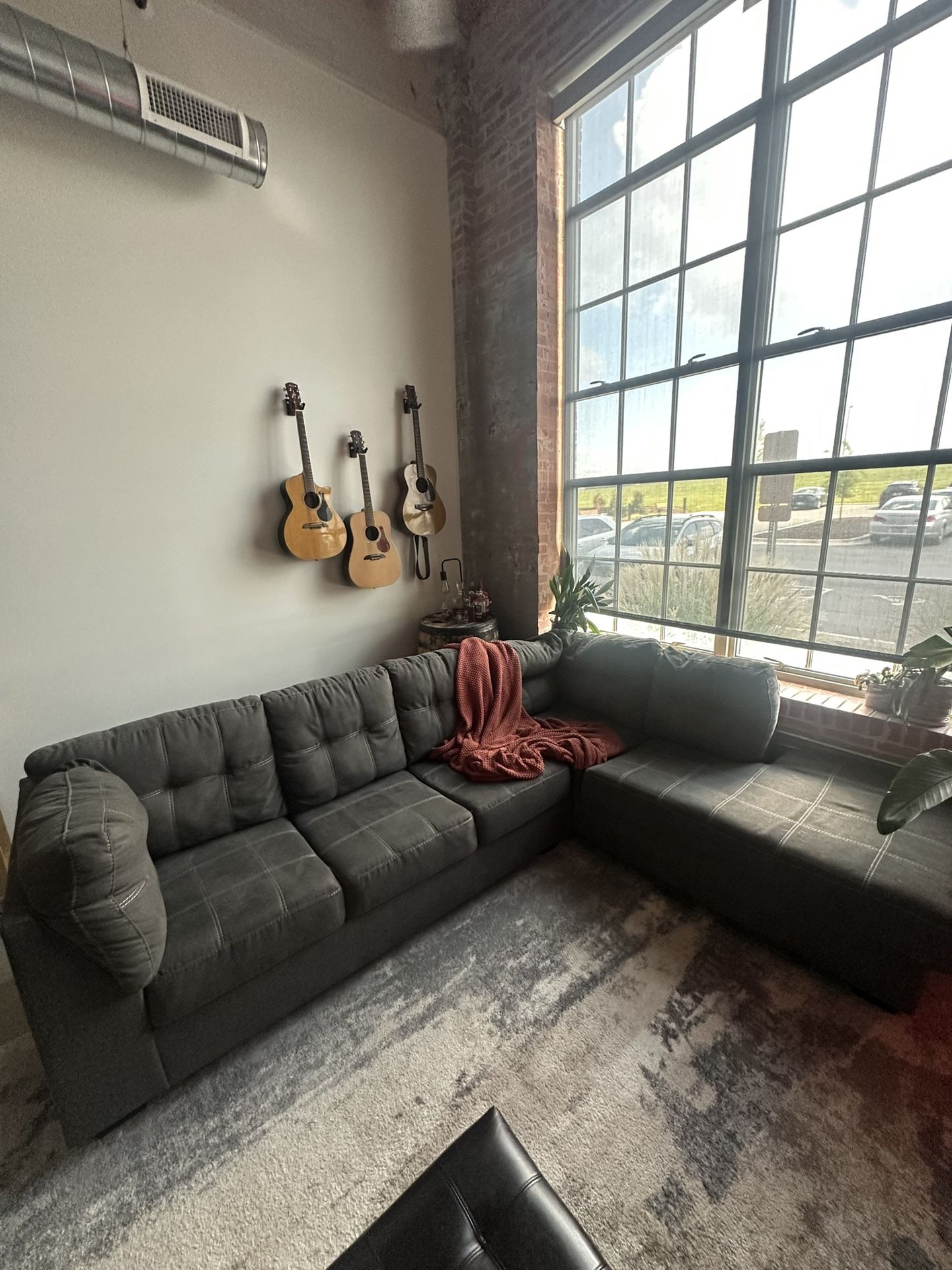 Sectional Couch 