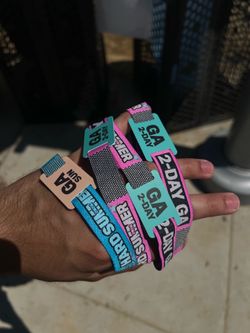 HARD SUMMER SUNDAY