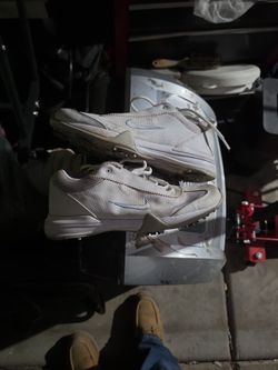Women  golf shoes  7.5