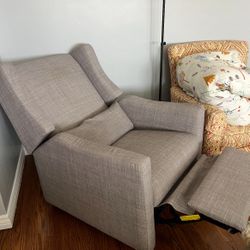 Rocking Recliner 
