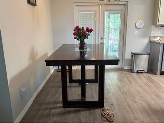 Bar hight dining room table