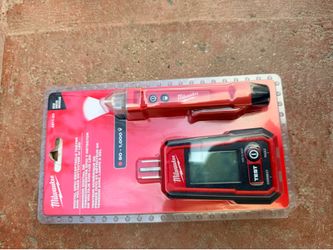 Milwaukee gfi plug tester and non contact voltage tester