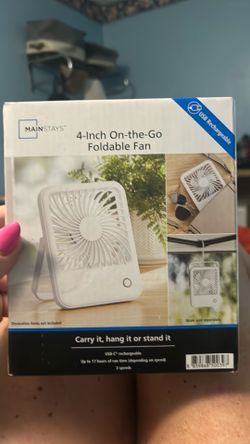 4. Inch on it’s on the go portable fan the way less than 1 pound..