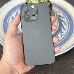iPhone 16 Pro 1Tb Cricket