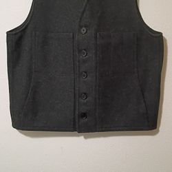 New Filson Mackinaw Charcoal Wool Vest 