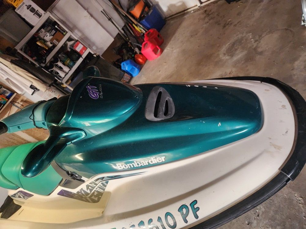 Jetskis