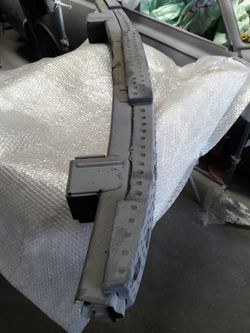 06 07 honda accord 4 door rear oem bumper reinforcer with adsorber