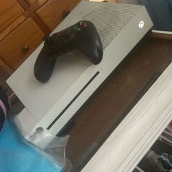 Xbox One s