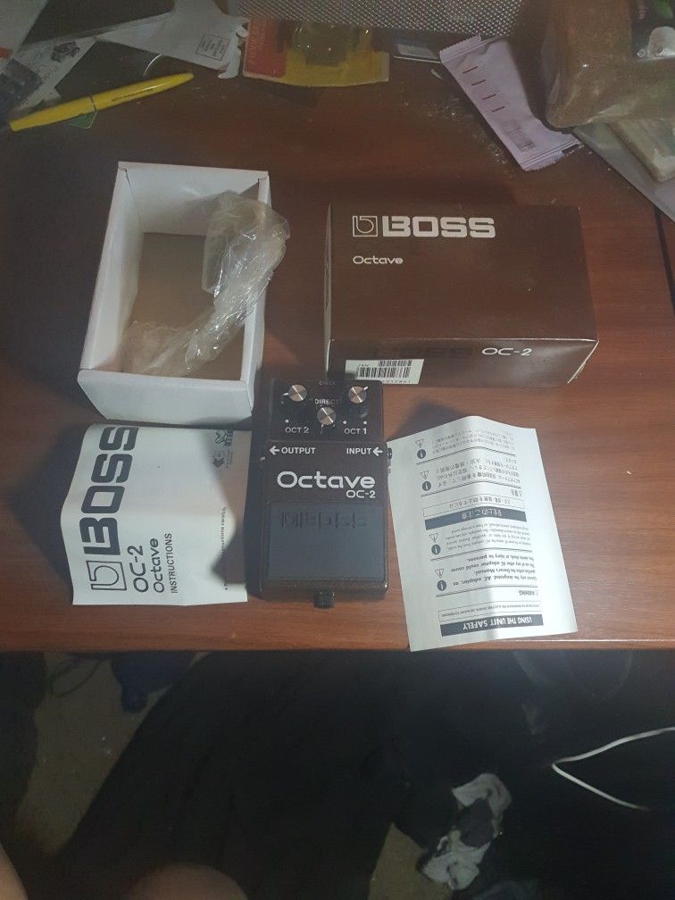BOSS OC-2 Octave Guitar Effects Pedal Brown Vintage