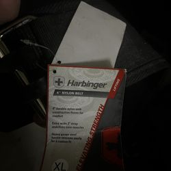 Harbinger Weightlifting Belt Brand New Never Used. 