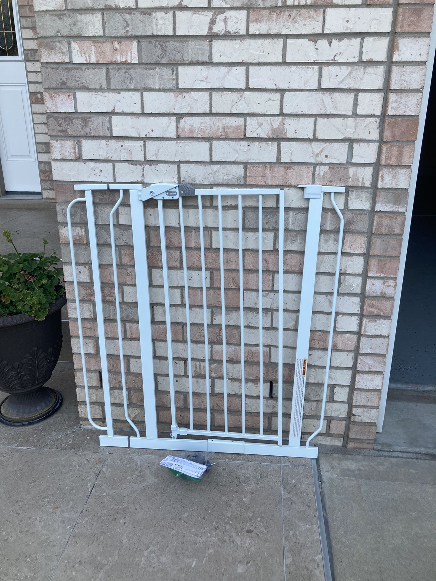 29-40” gate (30” height)- 2 available