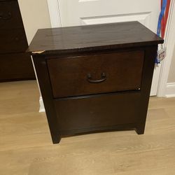 Queen Set 4 Pieces Plus Mirror 