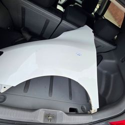 Toyota matrix fender
