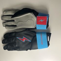 Bruce Bolts, Adult Large