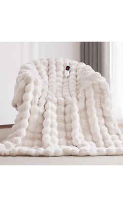 Cozy heated blanket (new)