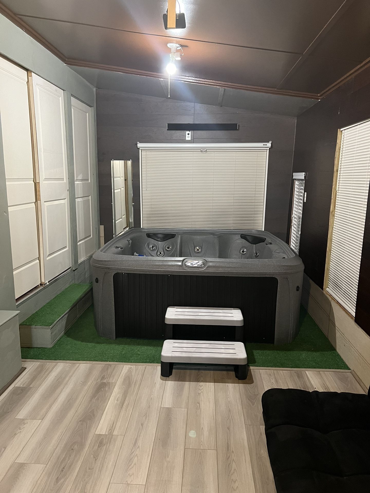 Hot Tub