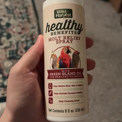 Bird spray for parrot/parakeeet/bugie